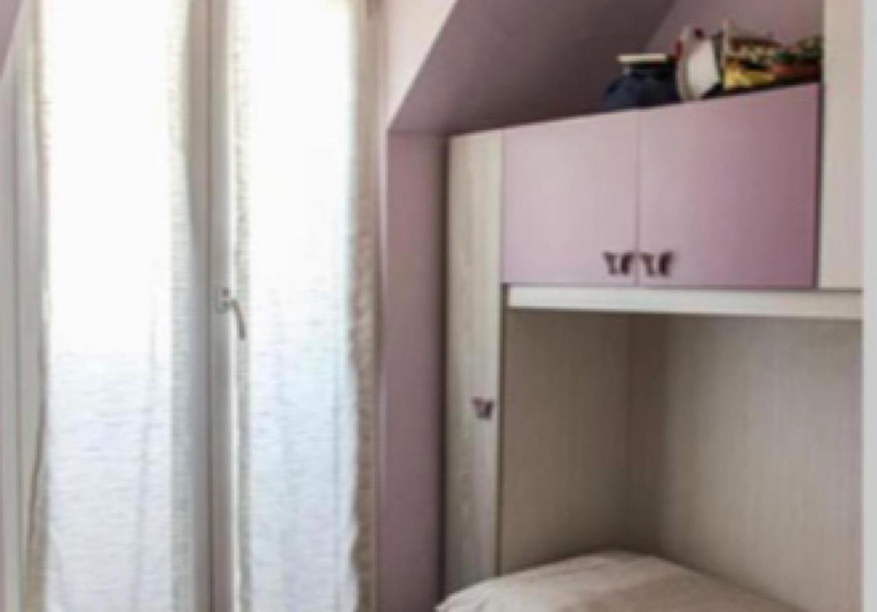 La Magnolia Apartments II Rose Desenzano del Garda Eksteriør billede