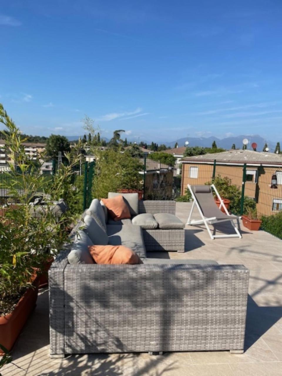 La Magnolia Apartments II Rose Desenzano del Garda Eksteriør billede